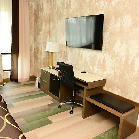 Super 8 By Wyndham Bronx Near Botanical Garden Hotel New York Luaran gambar
